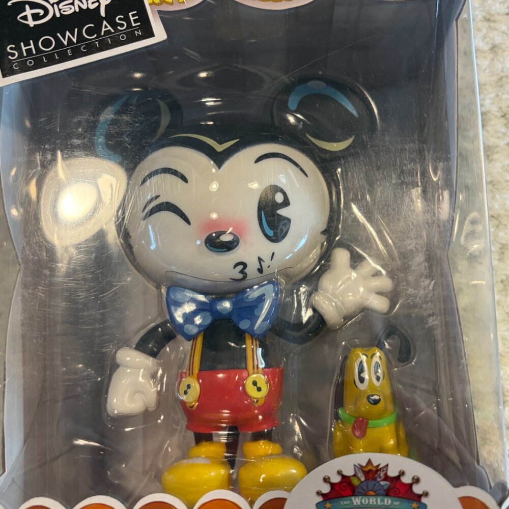 Disney Showcase Miss Mindy Mickey Mouse Pluto Vinyl Figure Series 1 Enesco NWT